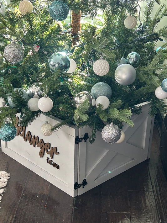 Farmhouse Christmas Tree Box